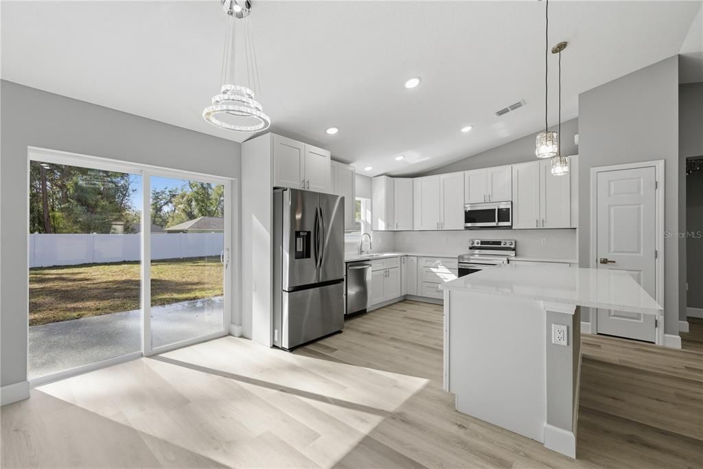 待售: $287,500 (3 贝兹, 2 浴室, 1478 平方英尺)