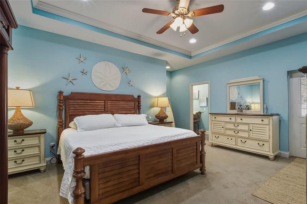 На продажу: $427,900 (4 спален, 4 ванн, 2613 Квадратных фут)