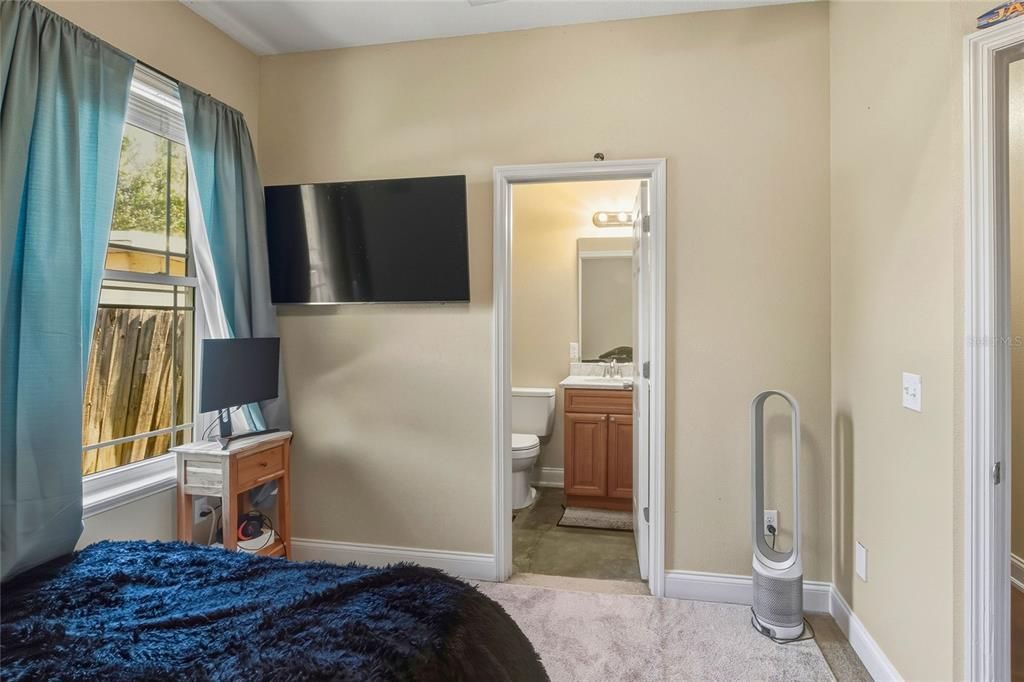 На продажу: $427,900 (4 спален, 4 ванн, 2613 Квадратных фут)