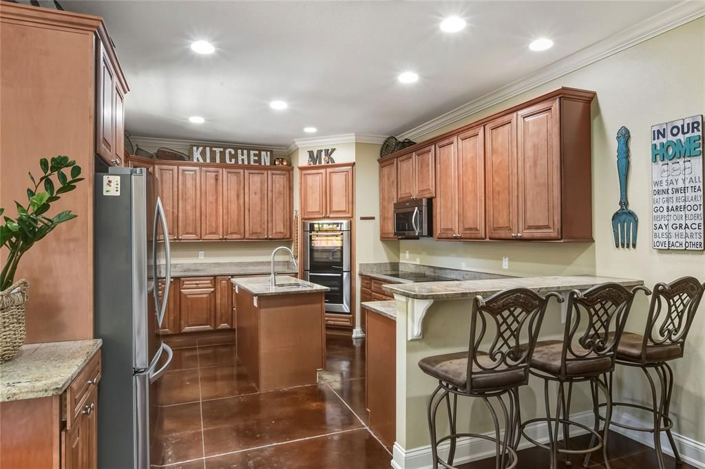 На продажу: $427,900 (4 спален, 4 ванн, 2613 Квадратных фут)