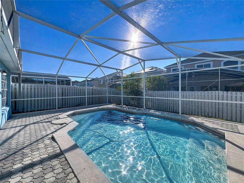 En Venta: $345,600 (3 camas, 2 baños, 1312 Pies cuadrados)