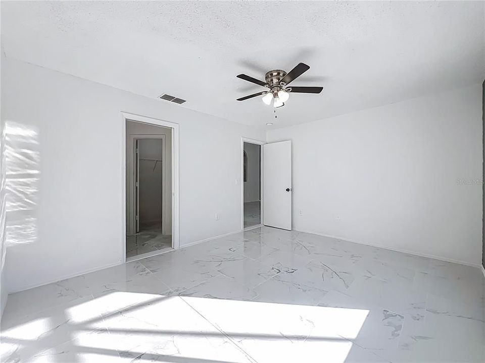 En Venta: $345,600 (3 camas, 2 baños, 1312 Pies cuadrados)