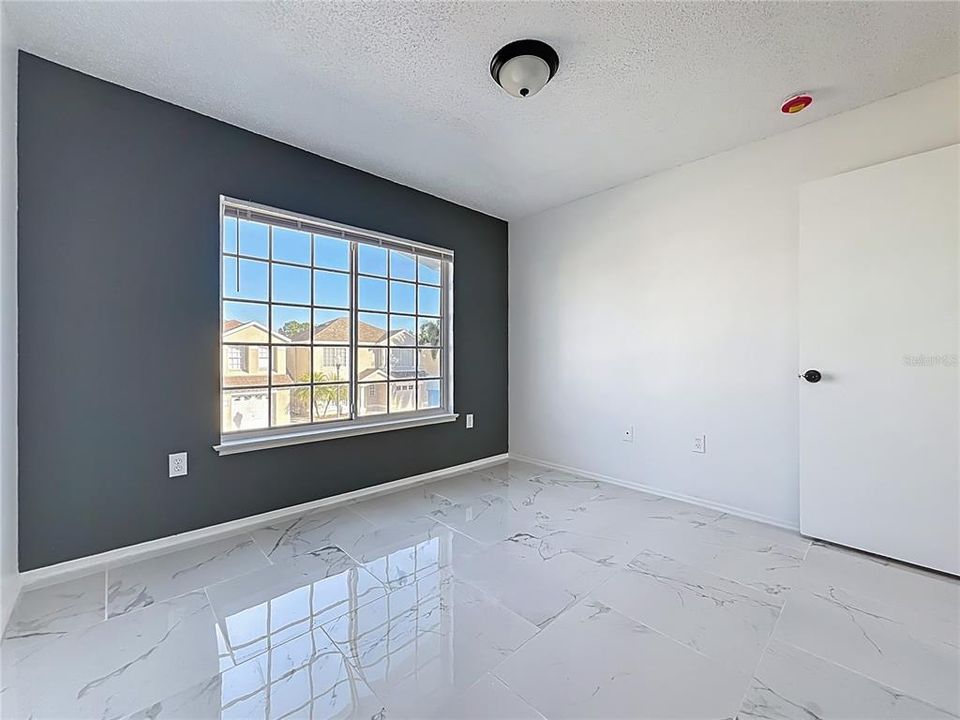 En Venta: $345,600 (3 camas, 2 baños, 1312 Pies cuadrados)