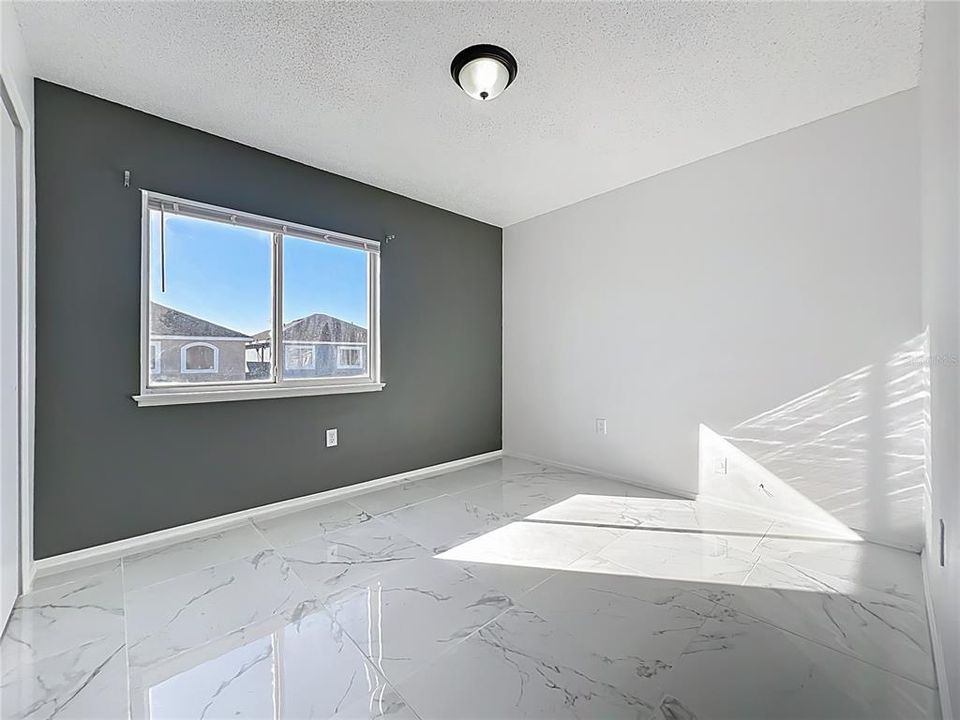 En Venta: $345,600 (3 camas, 2 baños, 1312 Pies cuadrados)