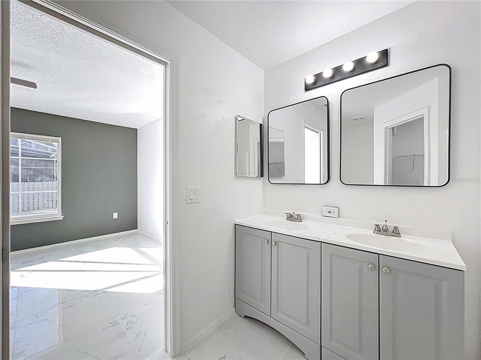 En Venta: $345,600 (3 camas, 2 baños, 1312 Pies cuadrados)