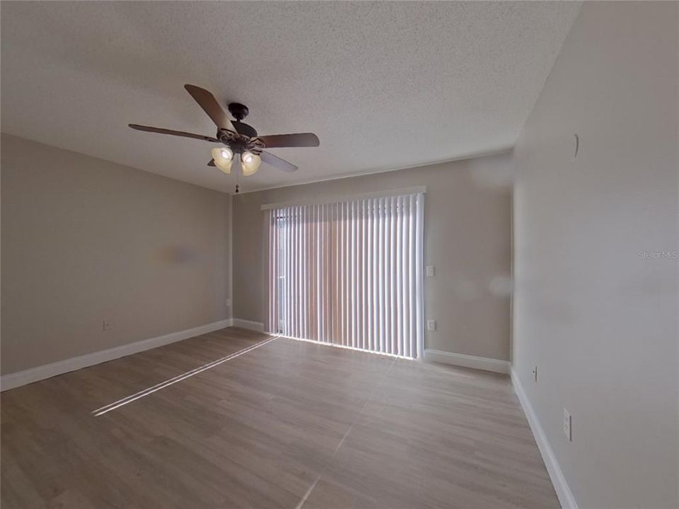 出租: $2,099 (3 贝兹, 2 浴室, 1477 平方英尺)