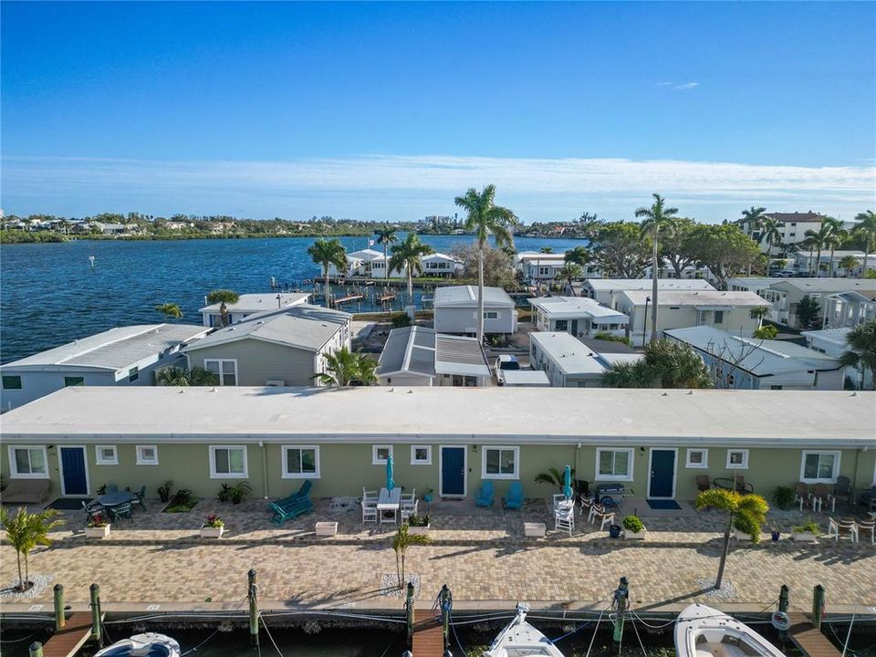 出租: $3,300 (1 贝兹, 1 浴室, 798 平方英尺)