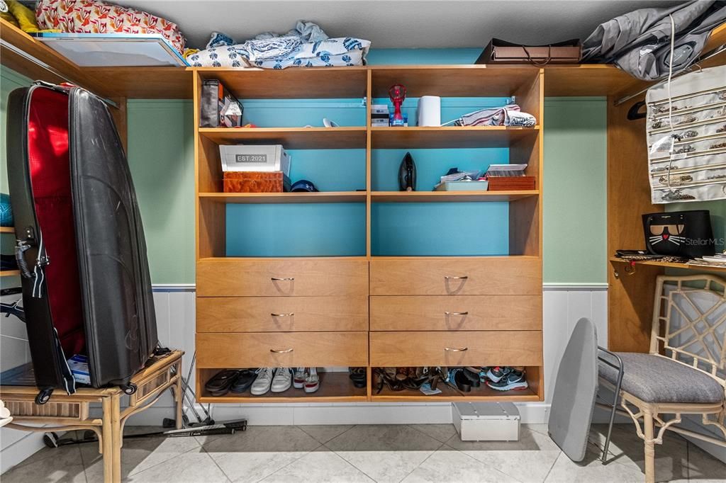 出租: $3,300 (1 贝兹, 1 浴室, 798 平方英尺)