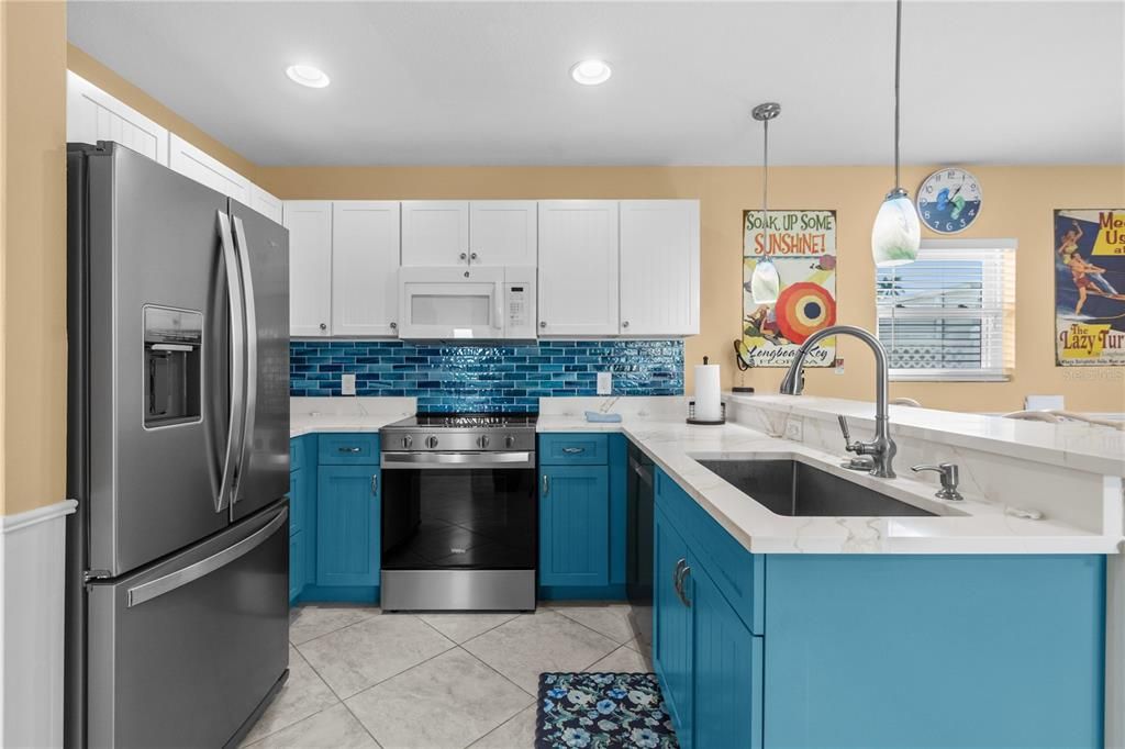 出租: $3,300 (1 贝兹, 1 浴室, 798 平方英尺)