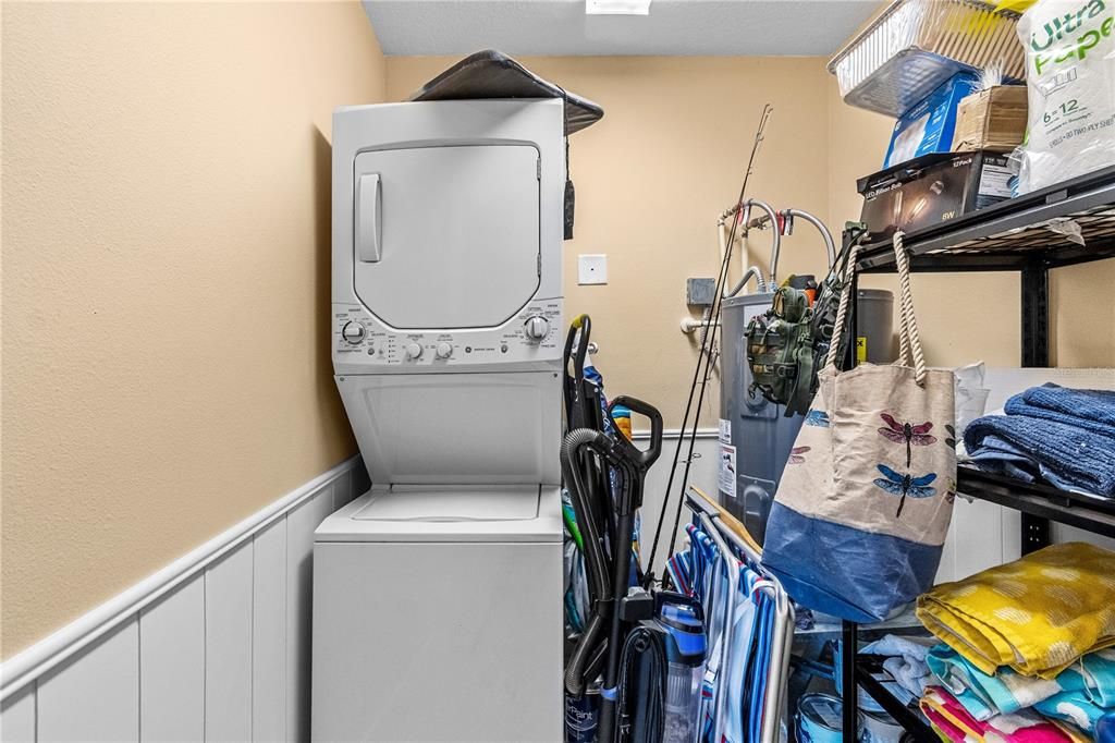 出租: $3,300 (1 贝兹, 1 浴室, 798 平方英尺)