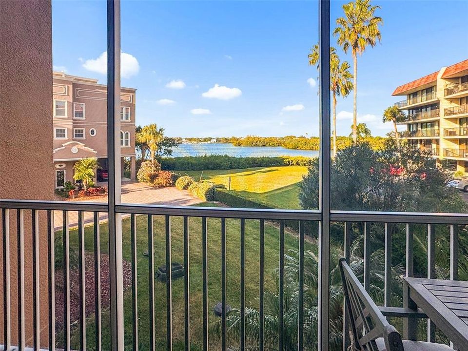 На продажу: $1,150,000 (4 спален, 3 ванн, 2832 Квадратных фут)