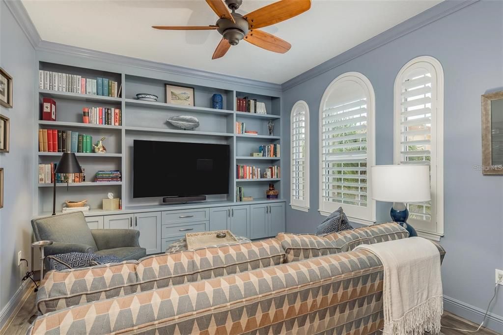 На продажу: $1,150,000 (4 спален, 3 ванн, 2832 Квадратных фут)