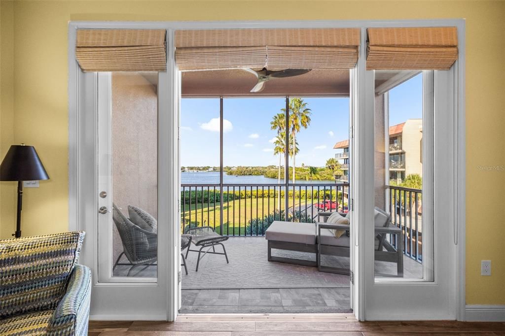 На продажу: $1,150,000 (4 спален, 3 ванн, 2832 Квадратных фут)