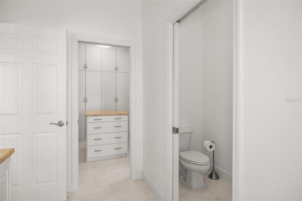 На продажу: $1,150,000 (4 спален, 3 ванн, 2832 Квадратных фут)