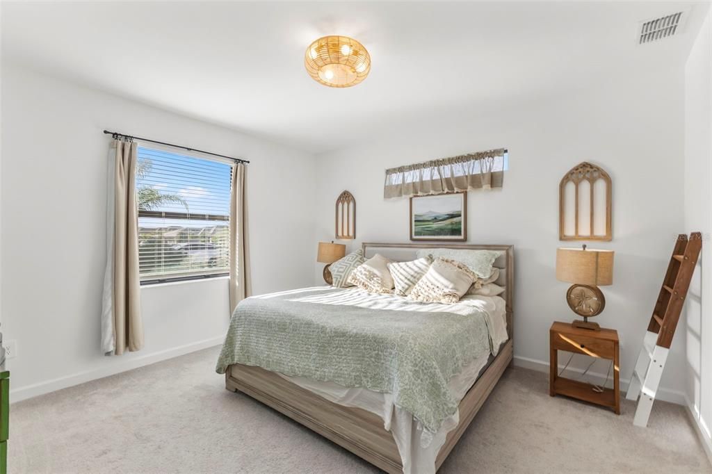 На продажу: $375,000 (2 спален, 2 ванн, 1557 Квадратных фут)