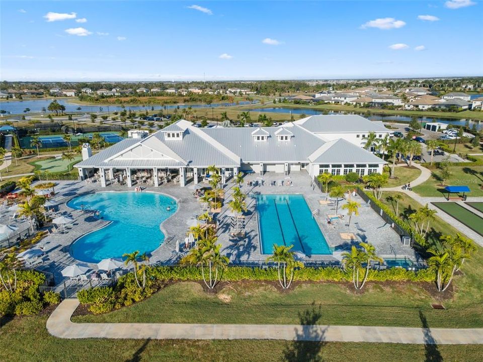 На продажу: $375,000 (2 спален, 2 ванн, 1557 Квадратных фут)