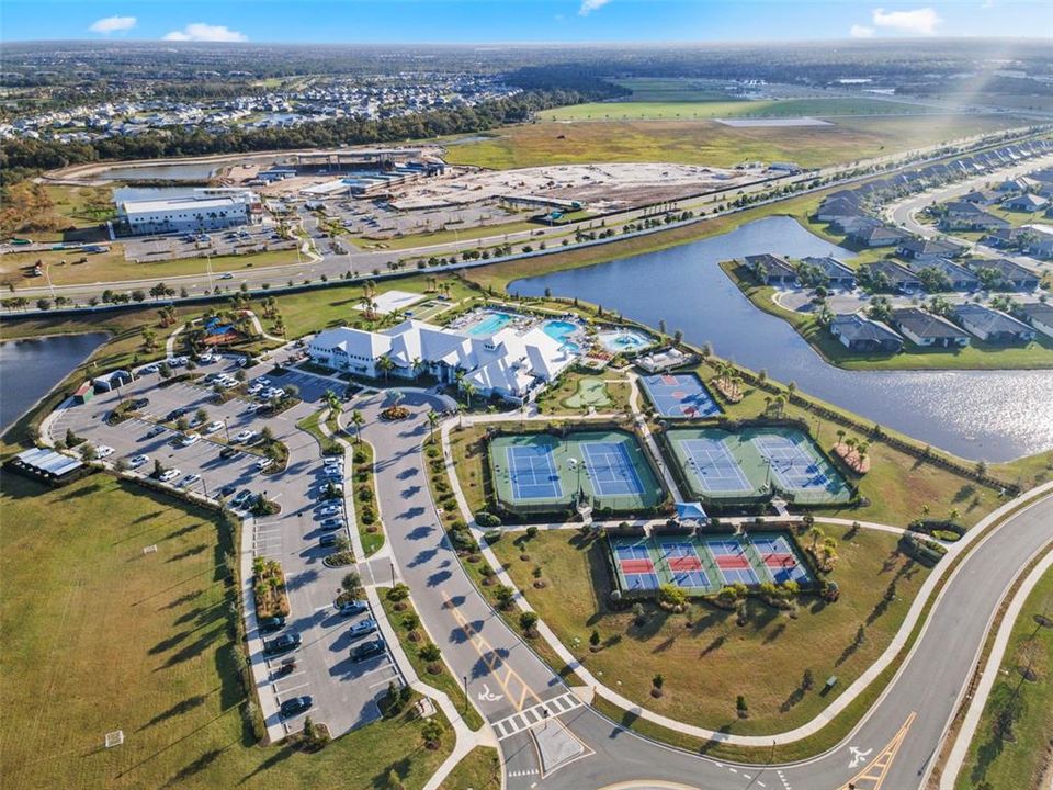 На продажу: $375,000 (2 спален, 2 ванн, 1557 Квадратных фут)