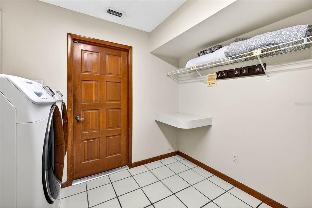 待售: $659,000 (4 贝兹, 2 浴室, 3822 平方英尺)