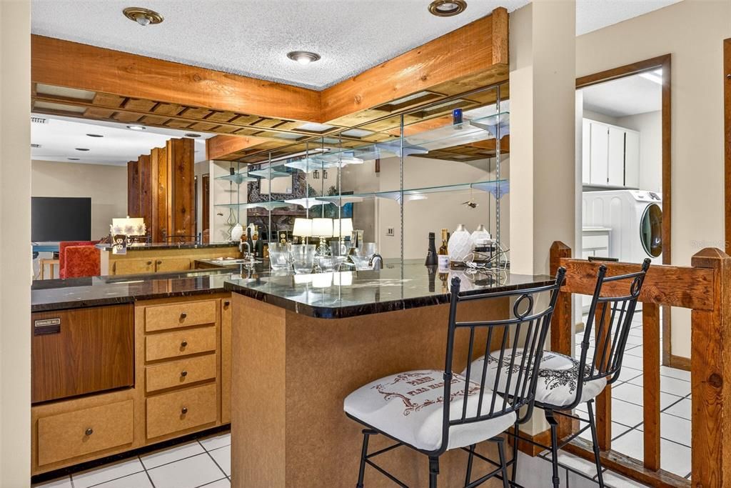 待售: $659,000 (4 贝兹, 2 浴室, 3822 平方英尺)