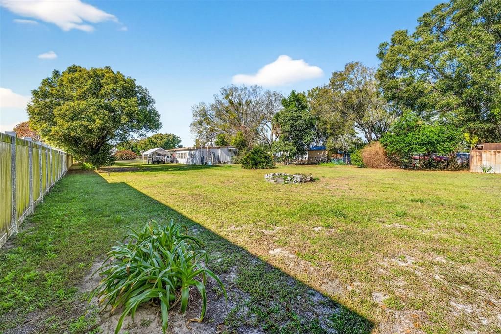 For Sale: $110,000 (2 beds, 1 baths, 720 Square Feet)