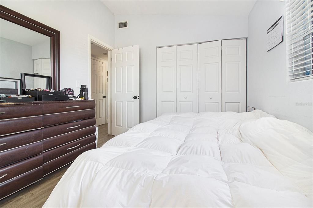For Sale: $365,000 (3 beds, 2 baths, 1573 Square Feet)