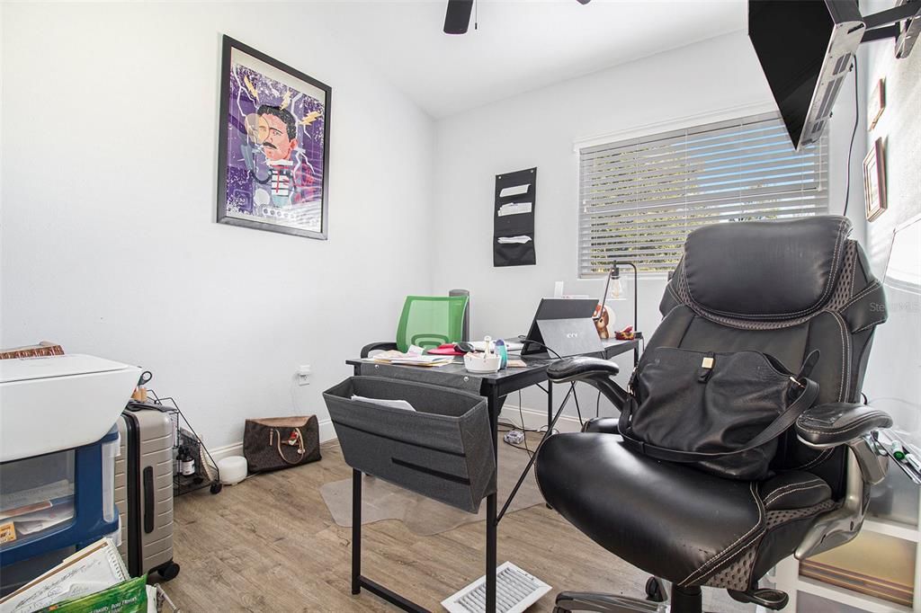 For Sale: $365,000 (3 beds, 2 baths, 1573 Square Feet)