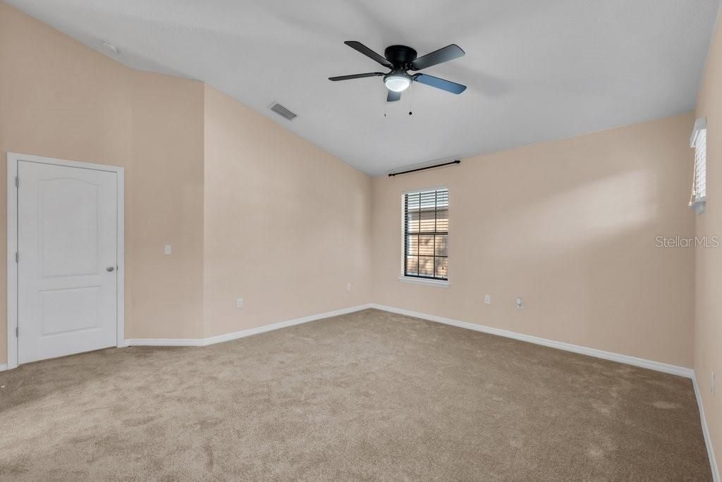 待售: $325,000 (3 贝兹, 2 浴室, 1760 平方英尺)