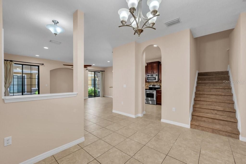 待售: $325,000 (3 贝兹, 2 浴室, 1760 平方英尺)