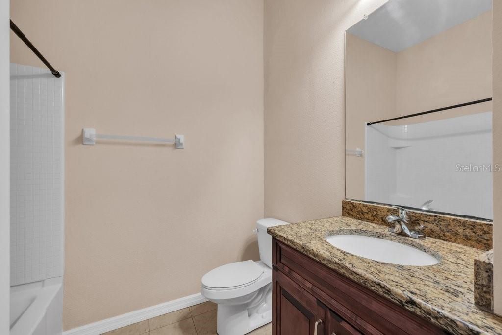 待售: $325,000 (3 贝兹, 2 浴室, 1760 平方英尺)