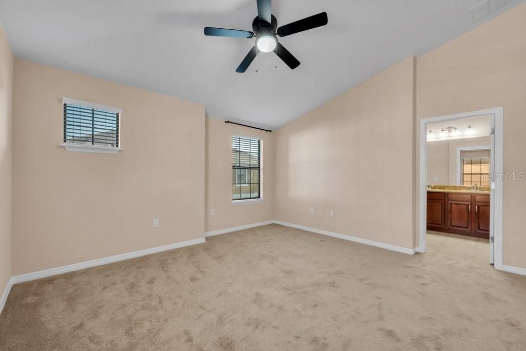 待售: $325,000 (3 贝兹, 2 浴室, 1760 平方英尺)