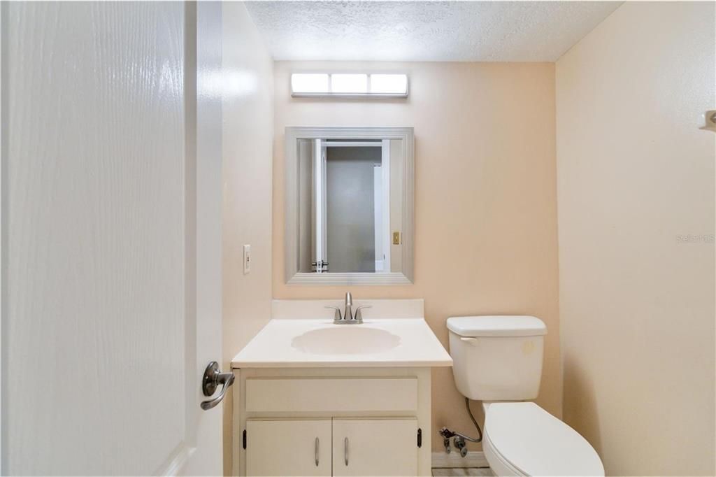 出租: $2,600 (3 贝兹, 2 浴室, 1848 平方英尺)