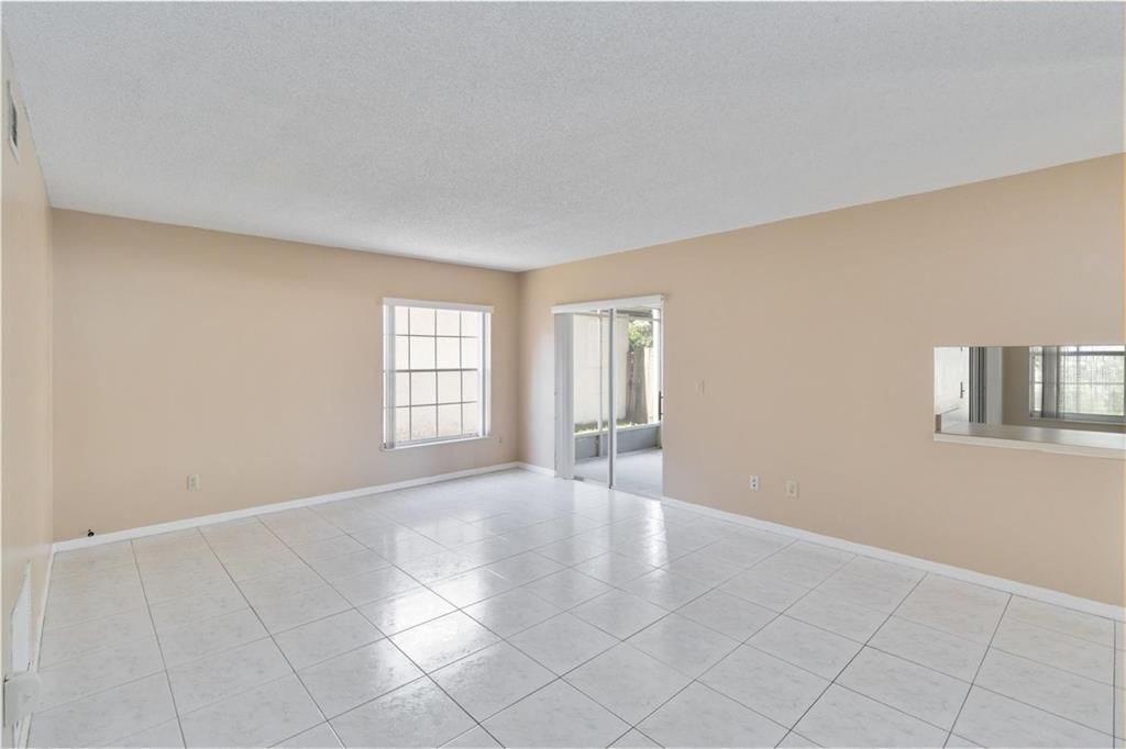 出租: $2,600 (3 贝兹, 2 浴室, 1848 平方英尺)