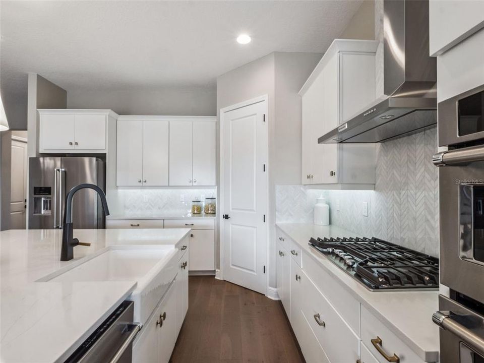 En Venta: $1,190,000 (5 camas, 3 baños, 3076 Pies cuadrados)