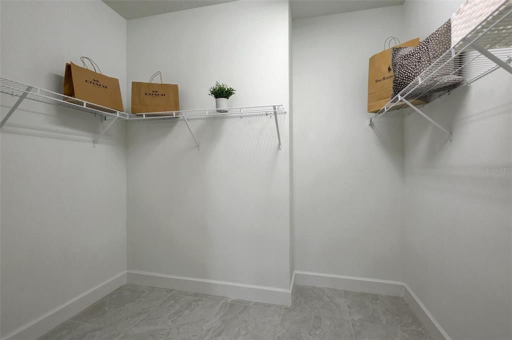 En Venta: $534,900 (2 camas, 2 baños, 1583 Pies cuadrados)