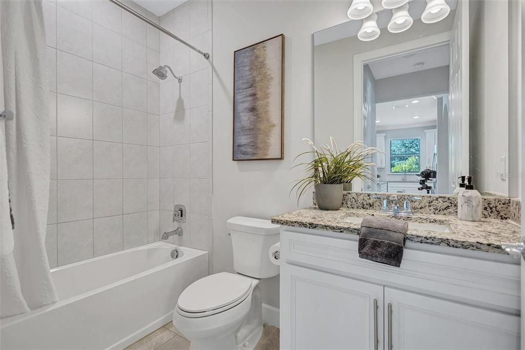 En Venta: $534,900 (2 camas, 2 baños, 1583 Pies cuadrados)