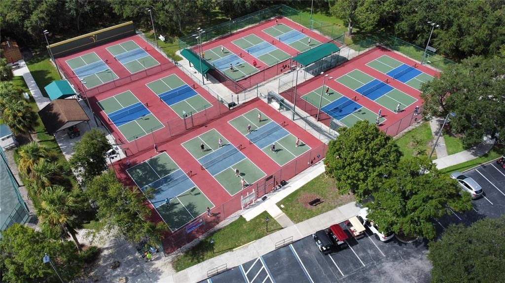 На продажу: $280,000 (2 спален, 2 ванн, 1512 Квадратных фут)