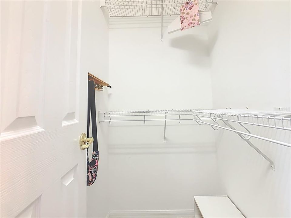 На продажу: $280,000 (2 спален, 2 ванн, 1512 Квадратных фут)