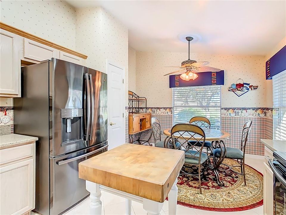 На продажу: $280,000 (2 спален, 2 ванн, 1512 Квадратных фут)