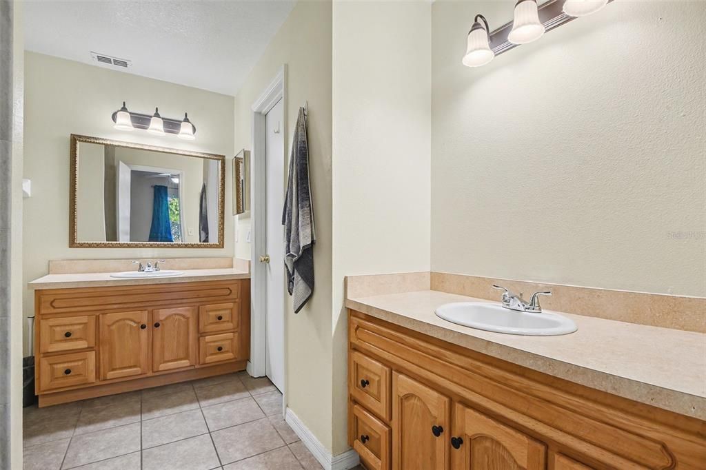 For Sale: $295,000 (3 beds, 2 baths, 1436 Square Feet)