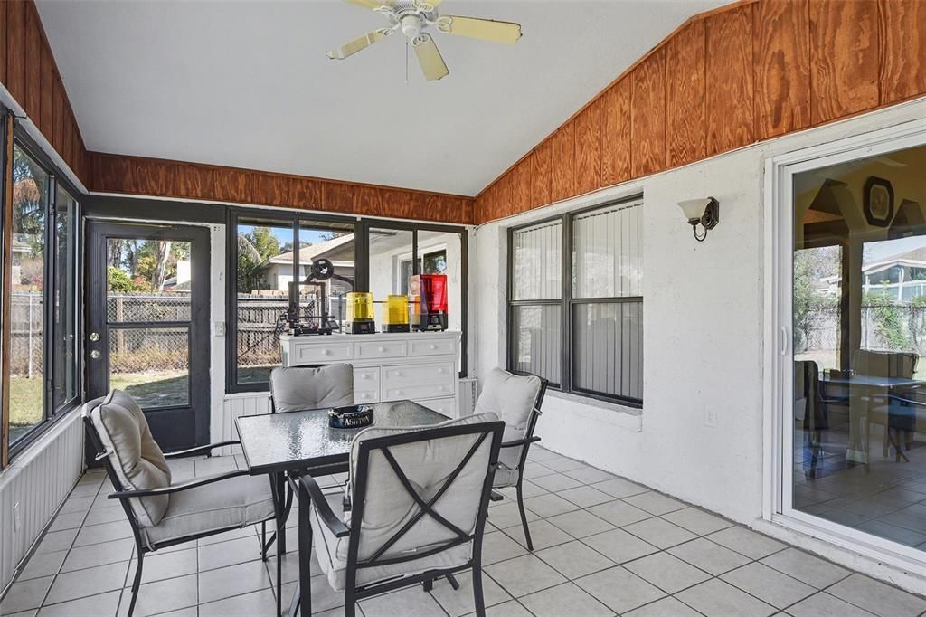 For Sale: $295,000 (3 beds, 2 baths, 1436 Square Feet)