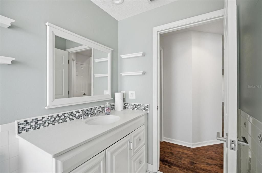 For Rent: $2,600 (3 beds, 2 baths, 2033 Square Feet)