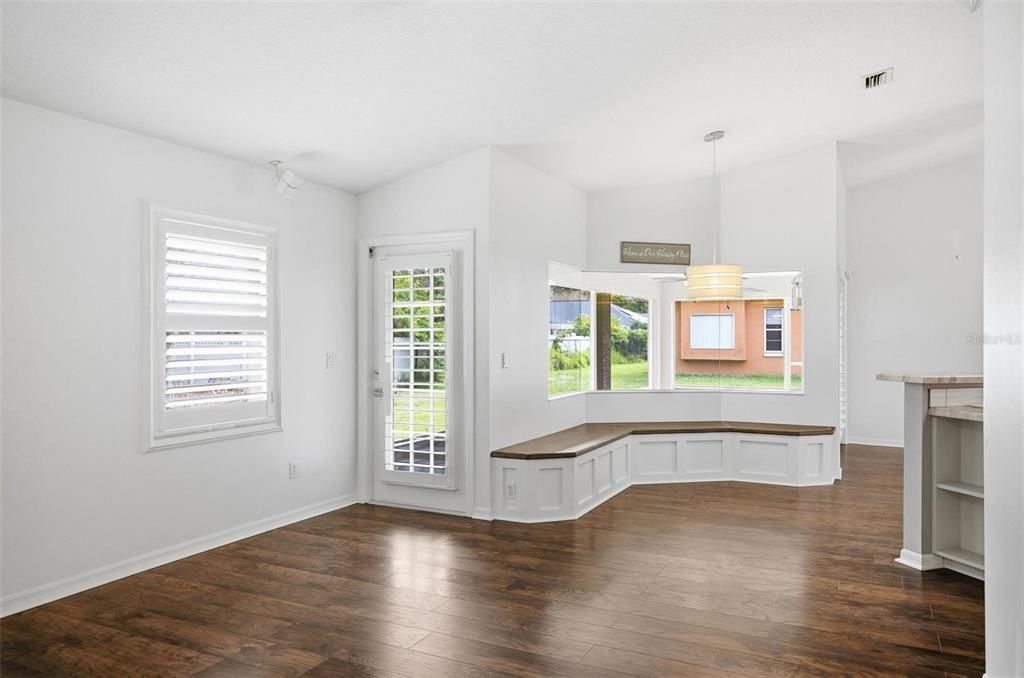 For Rent: $2,600 (3 beds, 2 baths, 2033 Square Feet)