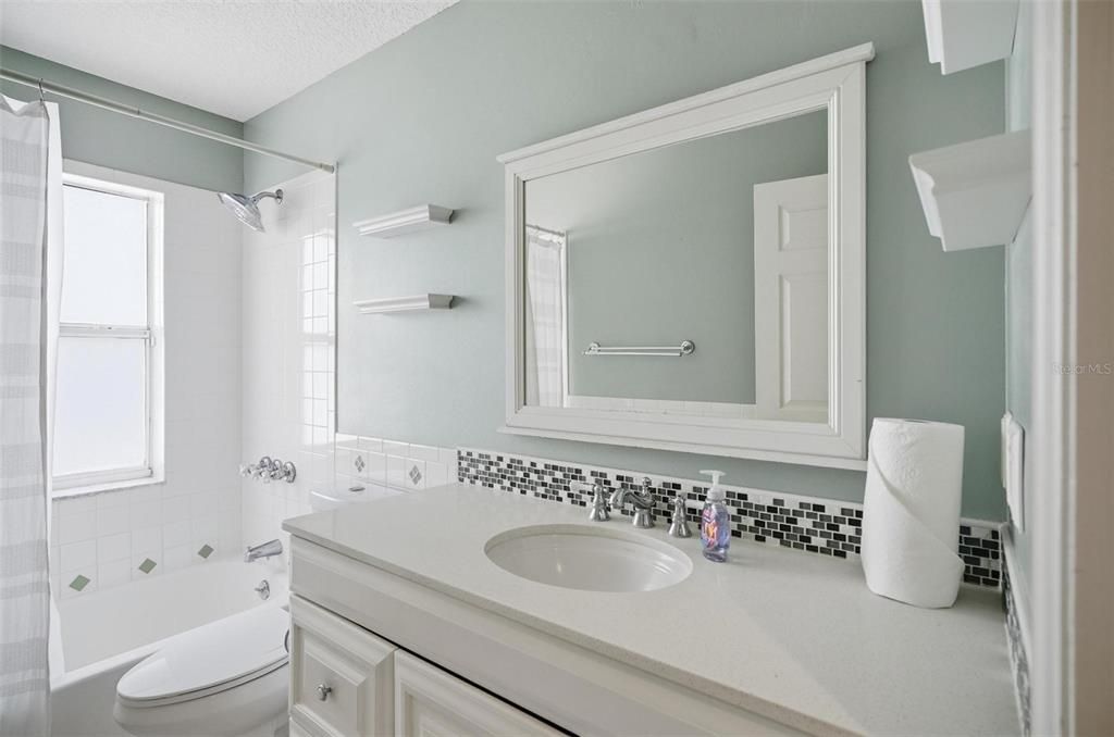 For Rent: $2,600 (3 beds, 2 baths, 2033 Square Feet)