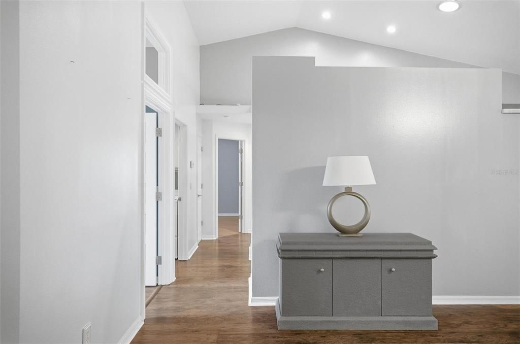 For Rent: $2,600 (3 beds, 2 baths, 2033 Square Feet)