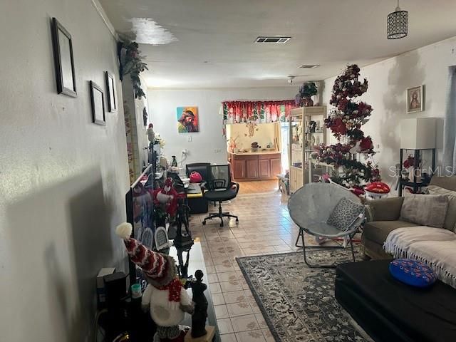 En Venta: $219,000 (2 camas, 1 baños, 1155 Pies cuadrados)