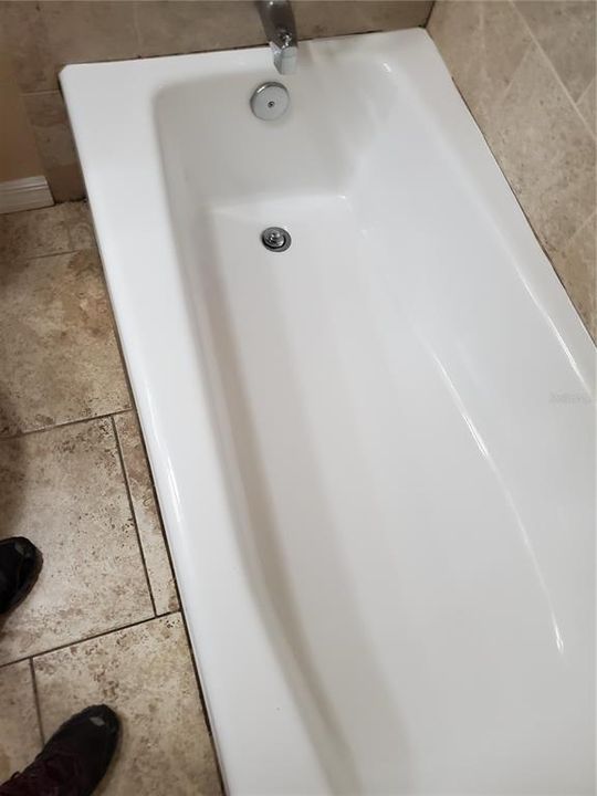 For Rent: $1,850 (3 beds, 1 baths, 1000 Square Feet)