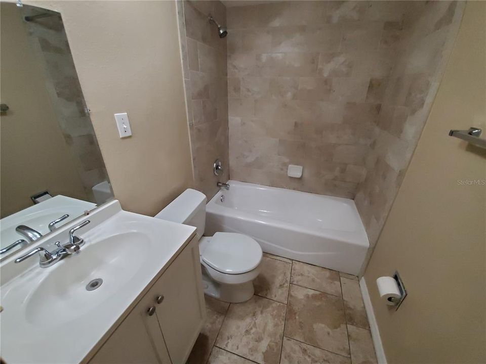 For Rent: $1,850 (3 beds, 1 baths, 1000 Square Feet)