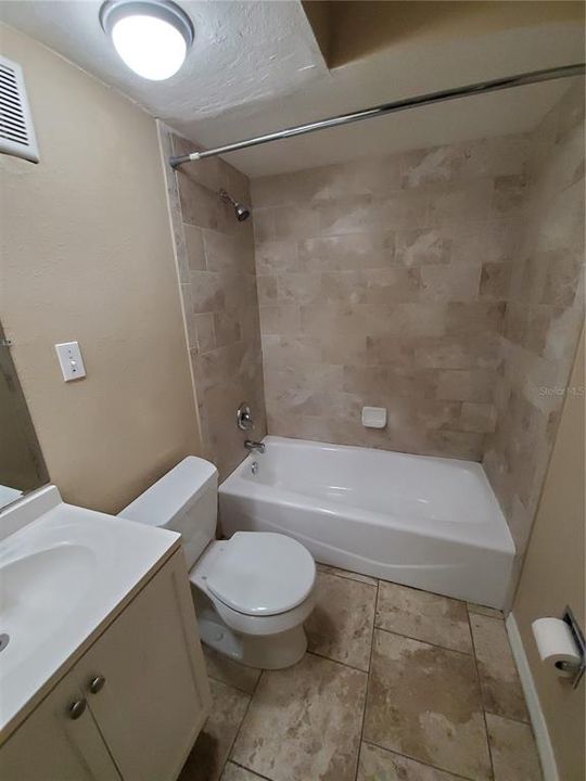 For Rent: $1,850 (3 beds, 1 baths, 1000 Square Feet)