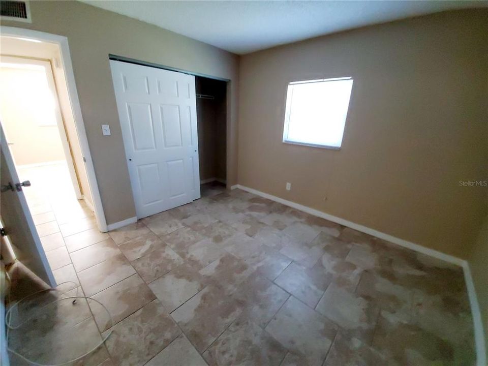 For Rent: $1,850 (3 beds, 1 baths, 1000 Square Feet)