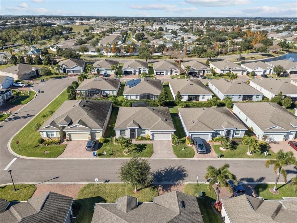 For Sale: $329,000 (2 beds, 2 baths, 1797 Square Feet)